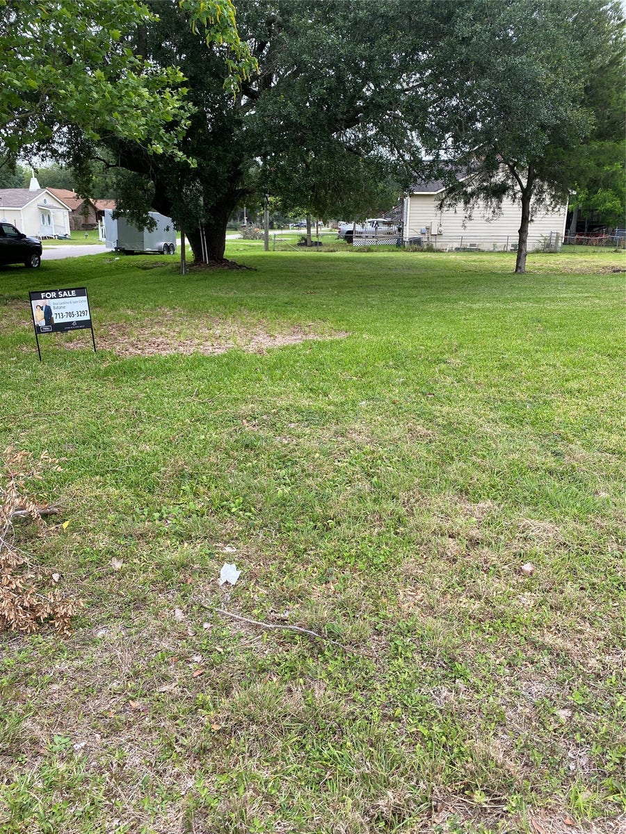 Property photo for 6914 Mike Street, Hitchcock, TX
