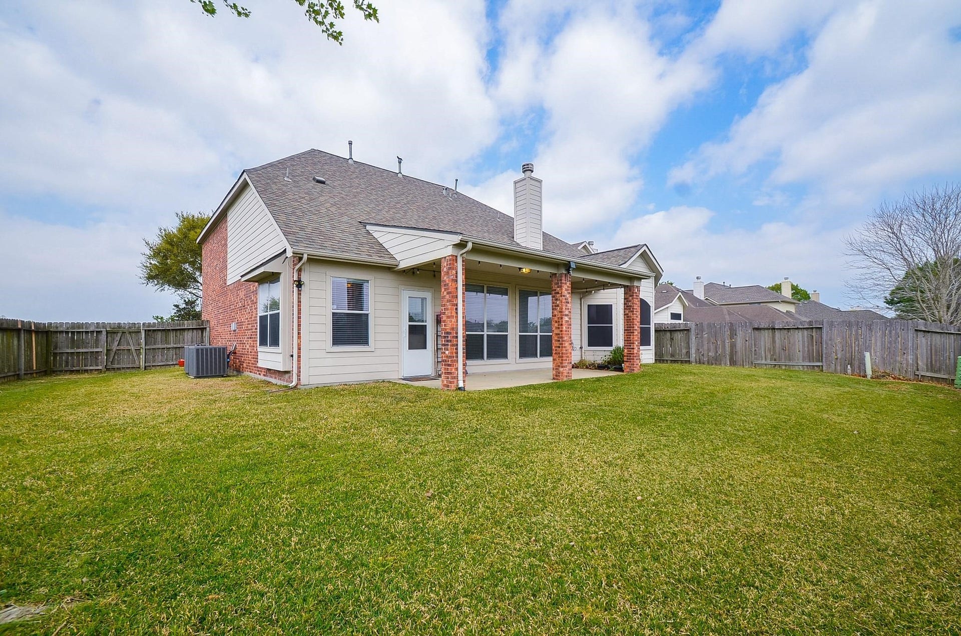 10002 Pine Flats Drive, Houston, TX 77095 10002 Pine Flats Drive, Houston, TX 77095