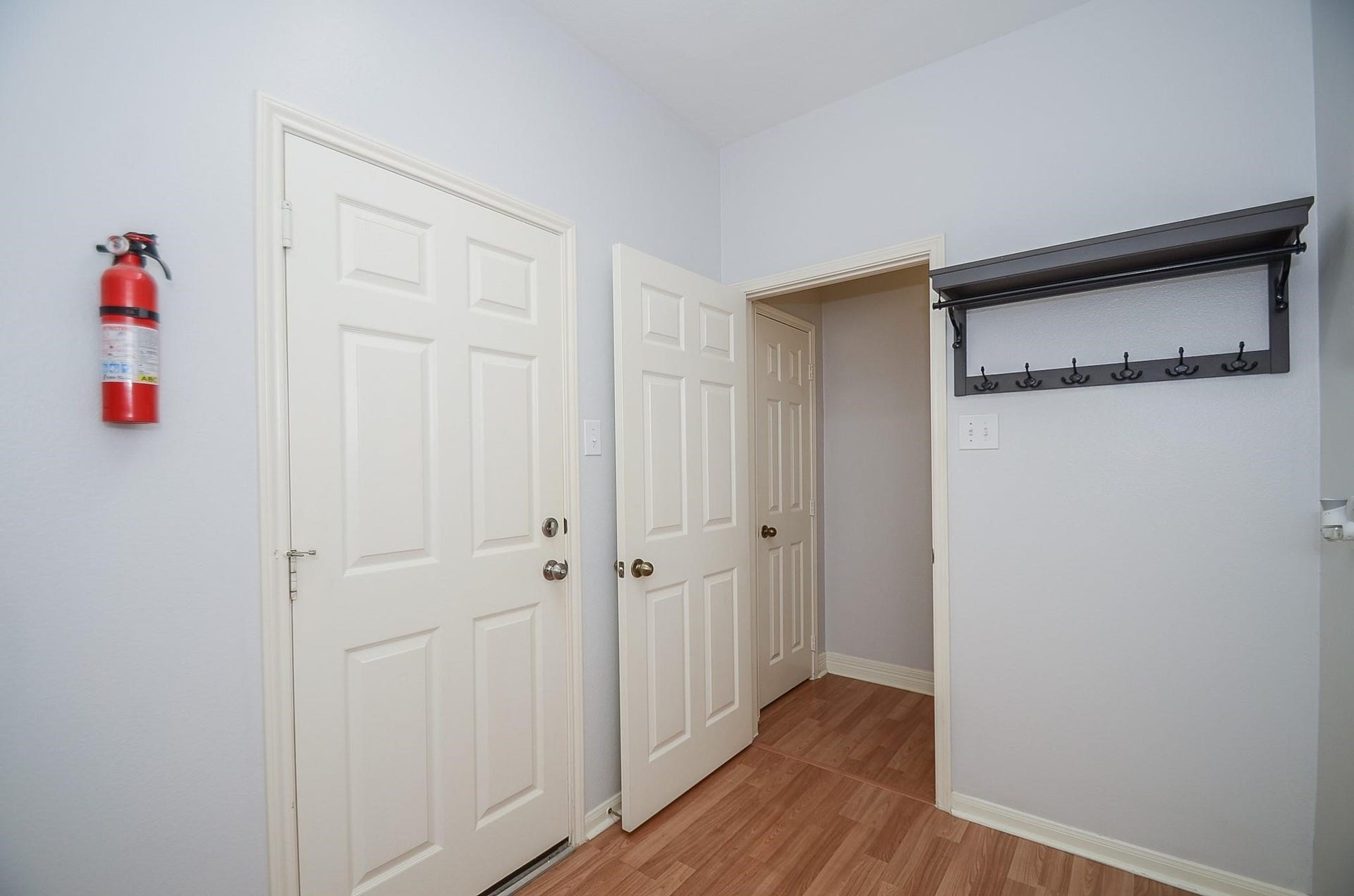 10002 Pine Flats Drive, Houston, TX 77095 10002 Pine Flats Drive, Houston, TX 77095