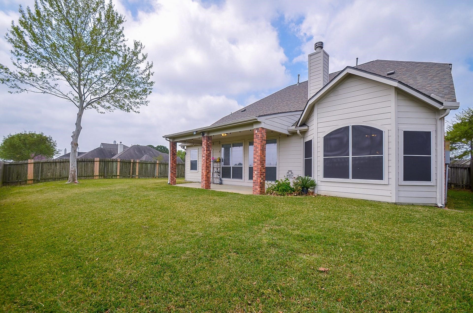 10002 Pine Flats Drive, Houston, TX 77095 10002 Pine Flats Drive, Houston, TX 77095