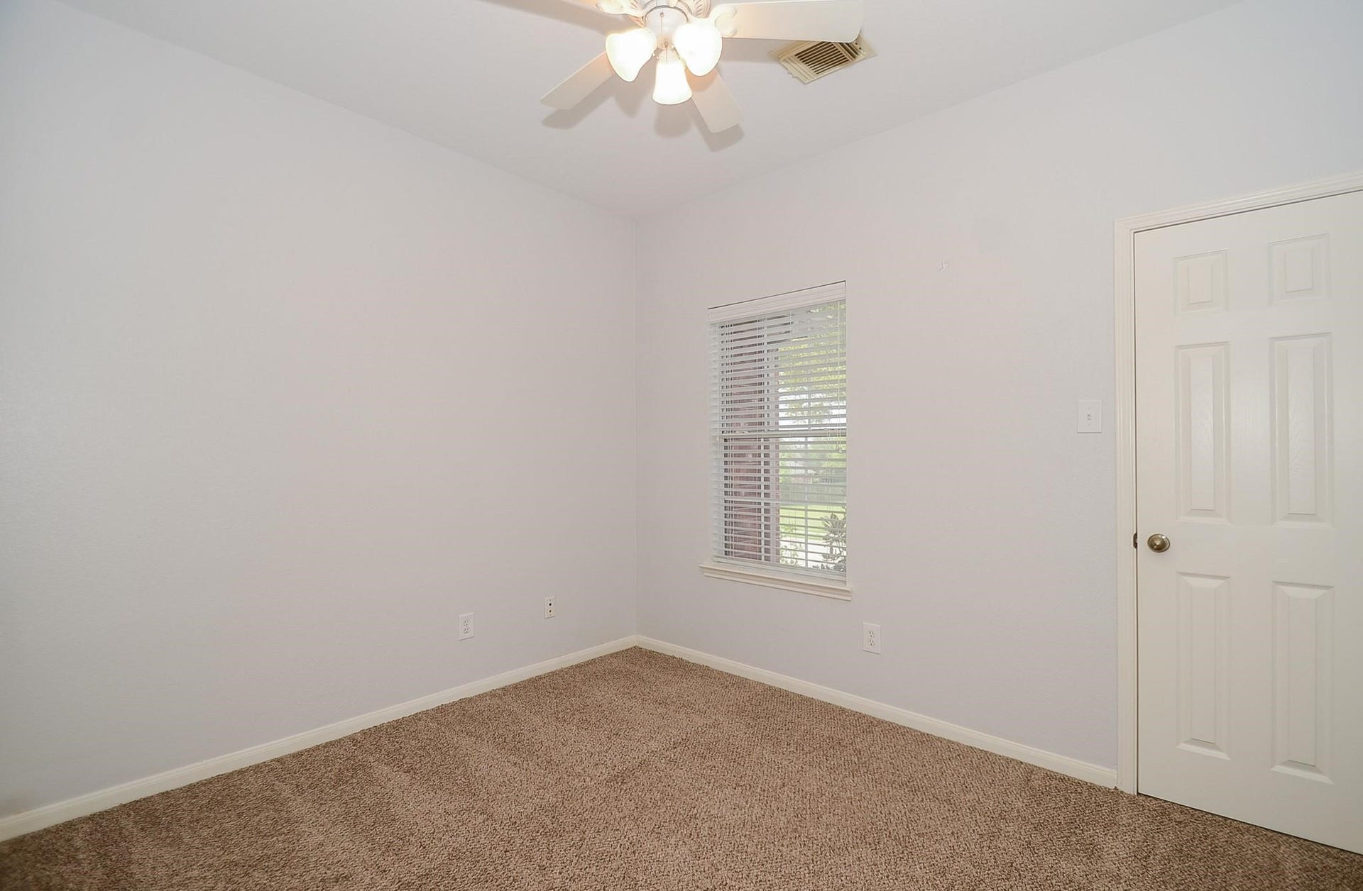 10002 Pine Flats Drive, Houston, TX 77095 10002 Pine Flats Drive, Houston, TX 77095
