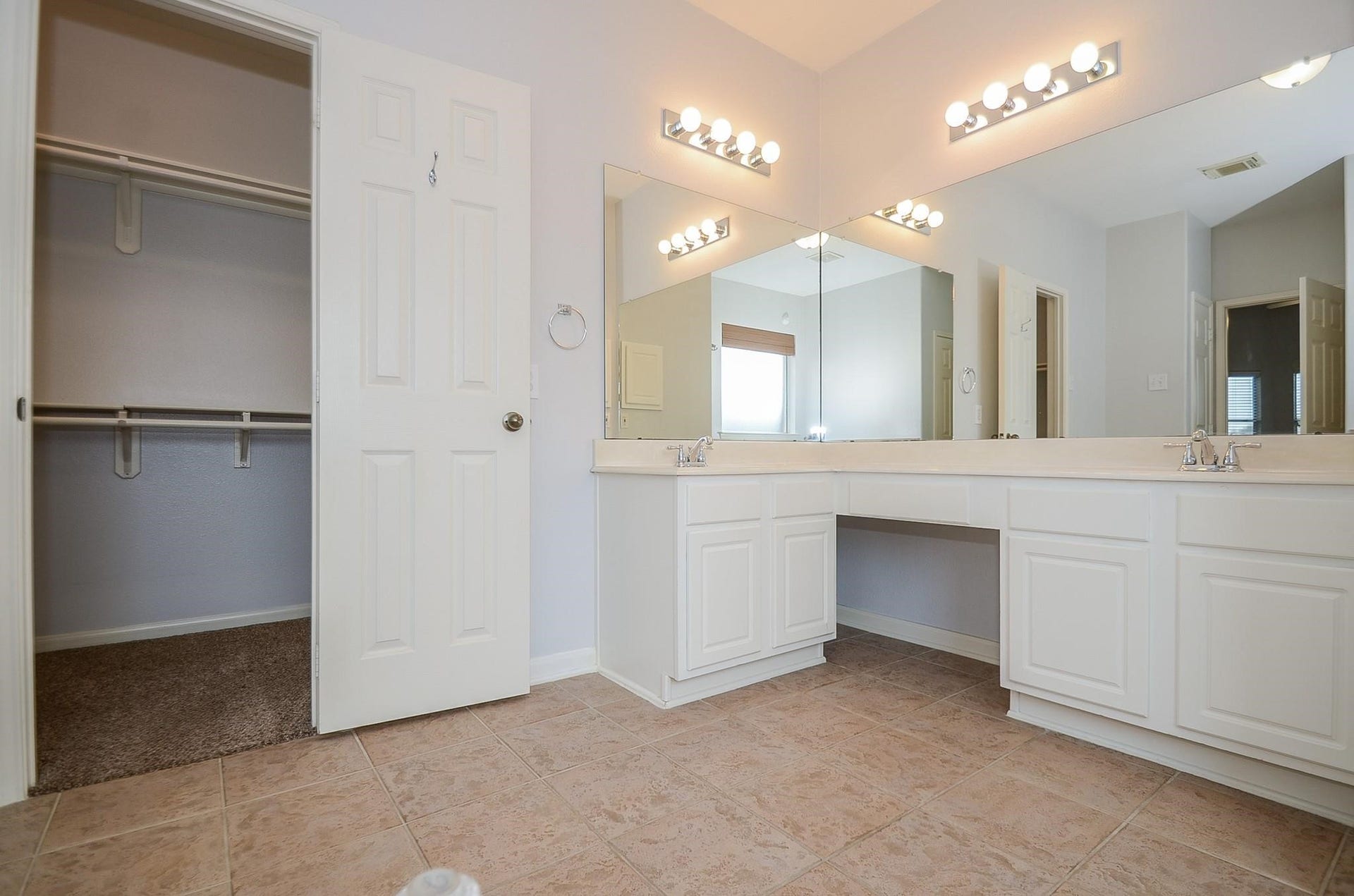 10002 Pine Flats Drive, Houston, TX 77095 10002 Pine Flats Drive, Houston, TX 77095