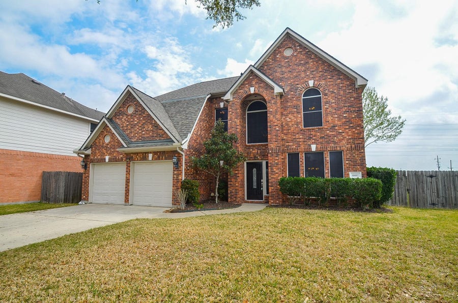 Property photo for 10002 Pine Flats Drive, Houston, TX