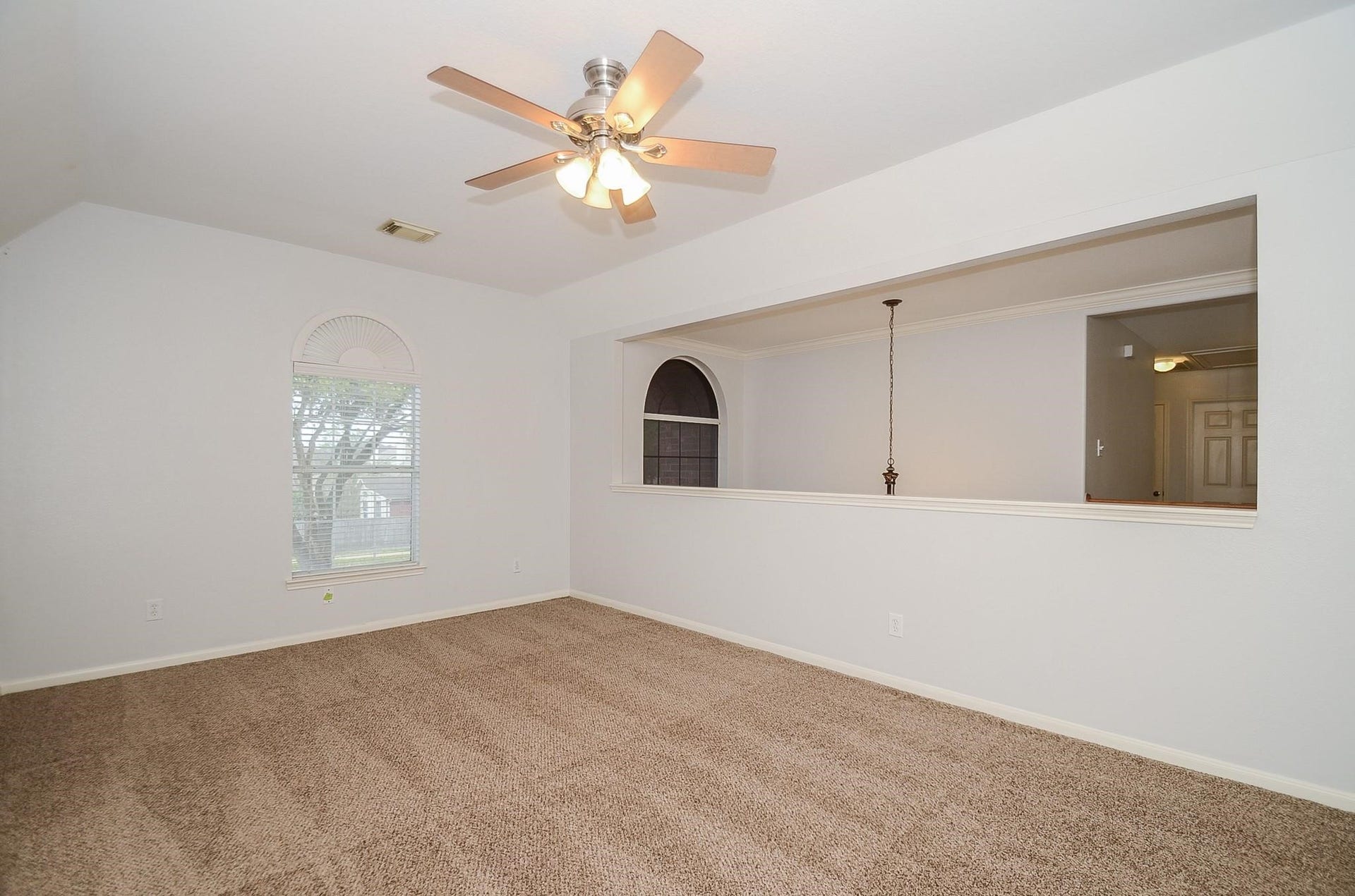 10002 Pine Flats Drive, Houston, TX 77095 10002 Pine Flats Drive, Houston, TX 77095