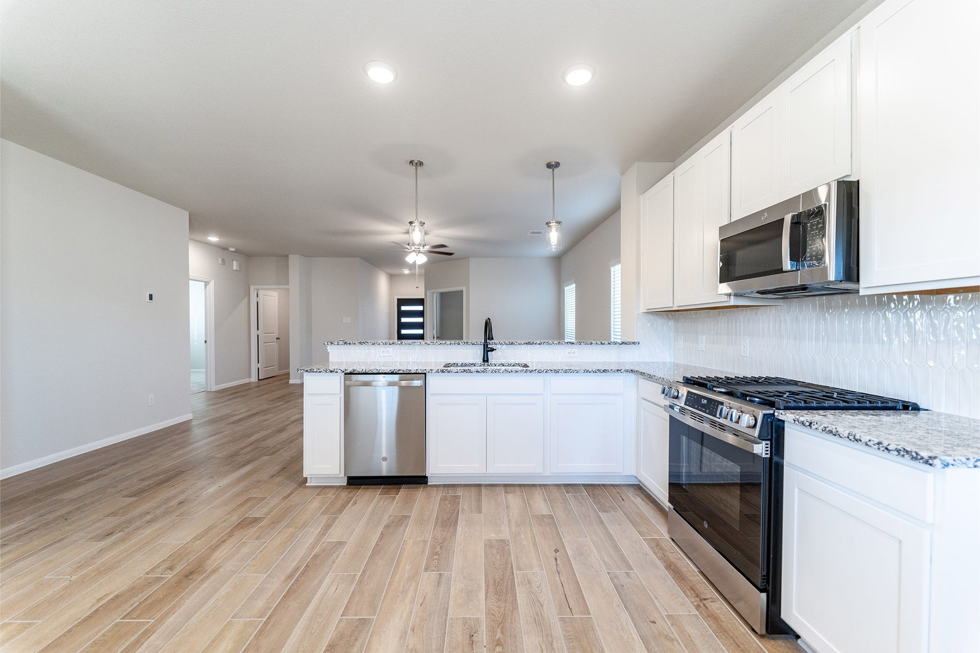 14511 Lunan Drive, Texas City, TX 77568 14511 Lunan Drive, Texas City, TX 77568