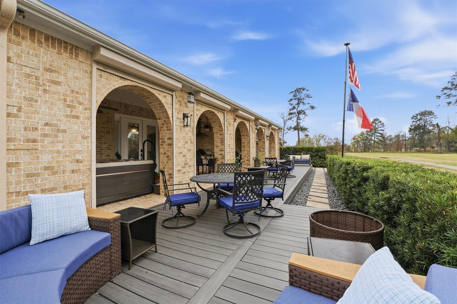 Property photo for 19623 Fairway Island Drive, Atascocita, TX