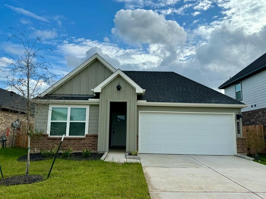 Property photo for 1631 Solana Drive, Fresno, TX