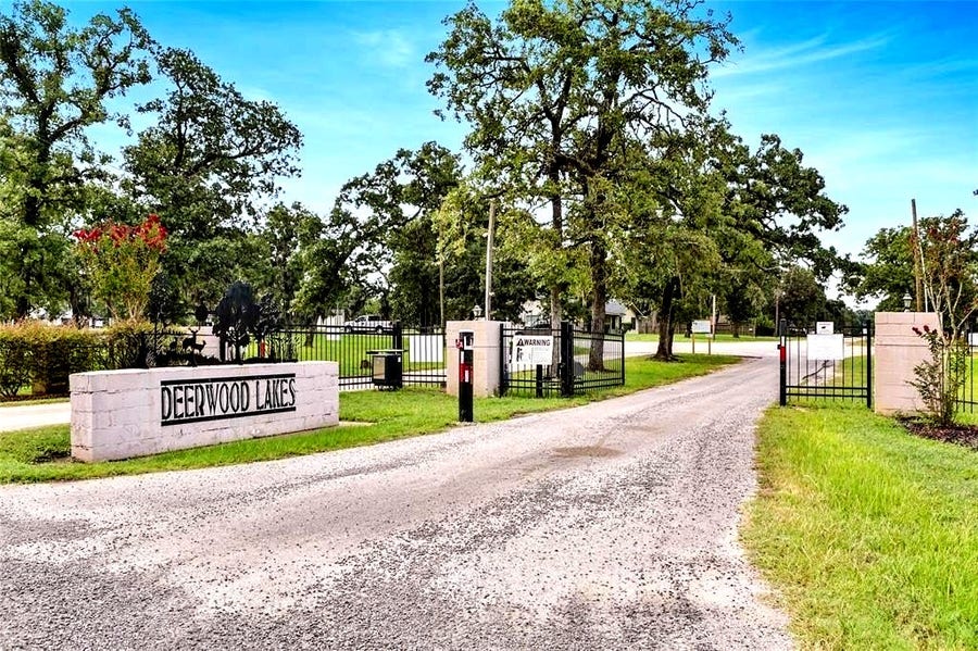 Property photo for Lot 16 Mocking Bird, Hempstead, TX