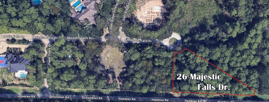 Property photo for 26 Majestic Falls Drive, Houston, TX