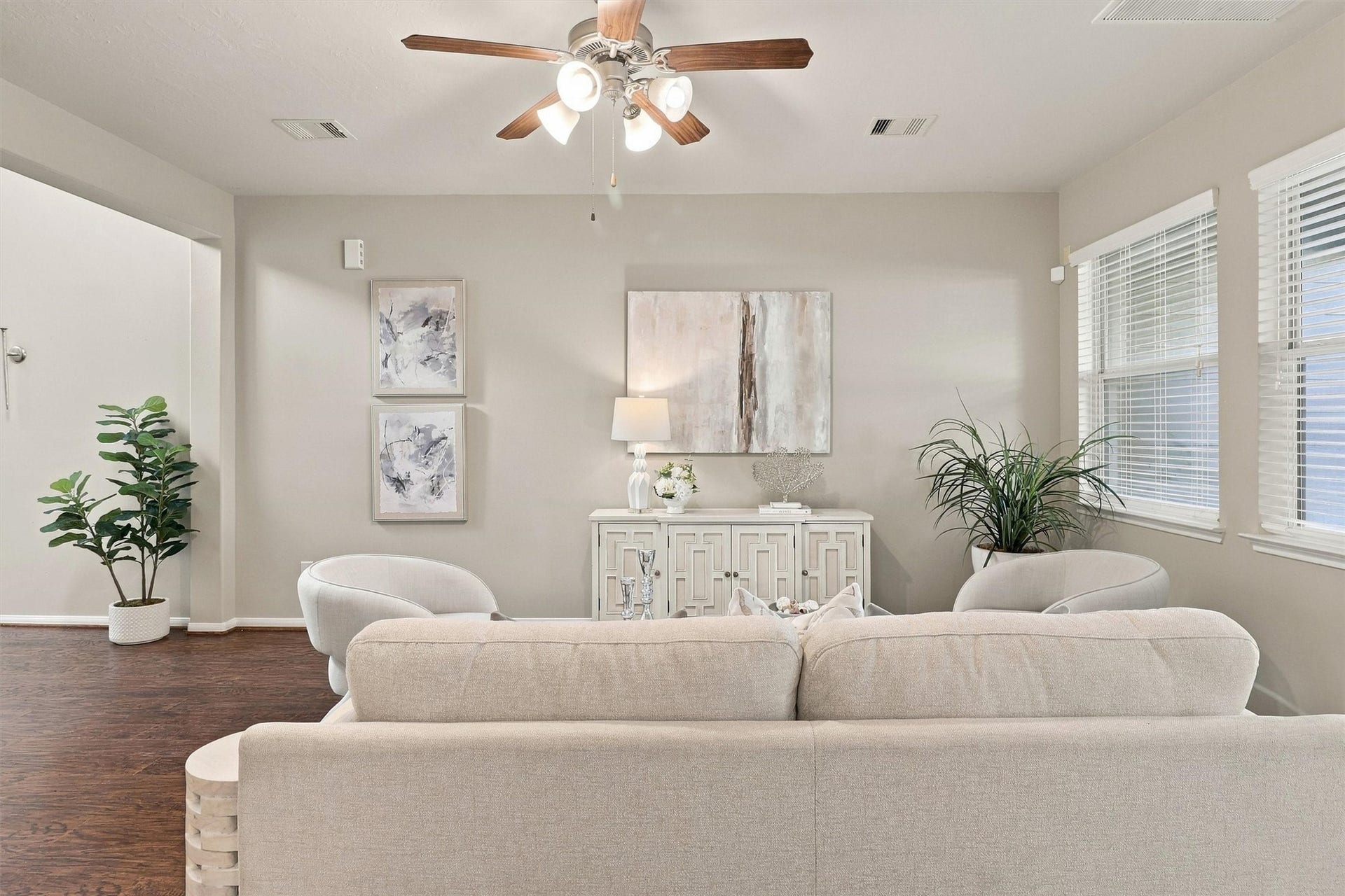 8323 Lamond Lane, Houston, TX 77095 View from the kitchen highlights the space inside your living room. Single-story ceilings, double pane windows, and ceiling fan keep energy costs low.