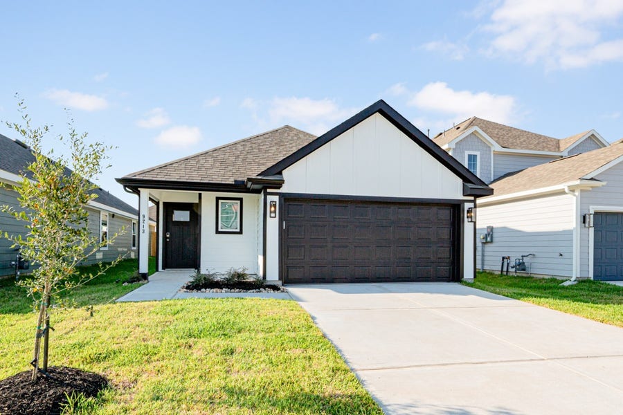 Property photo for 9213 Crestone Peak Drive, Willis, TX