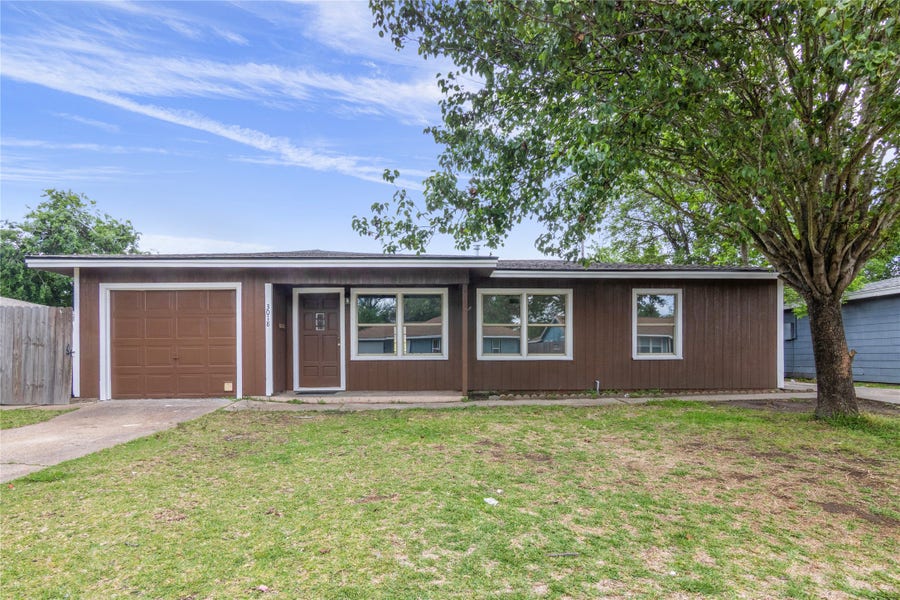 Property photo for 3018 Vance Avenue, Texas City, TX