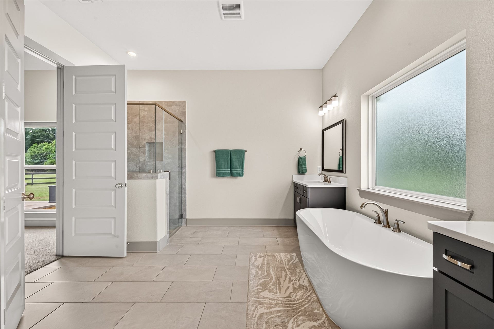 415 China Grove Drive, Rosharon, TX 77583