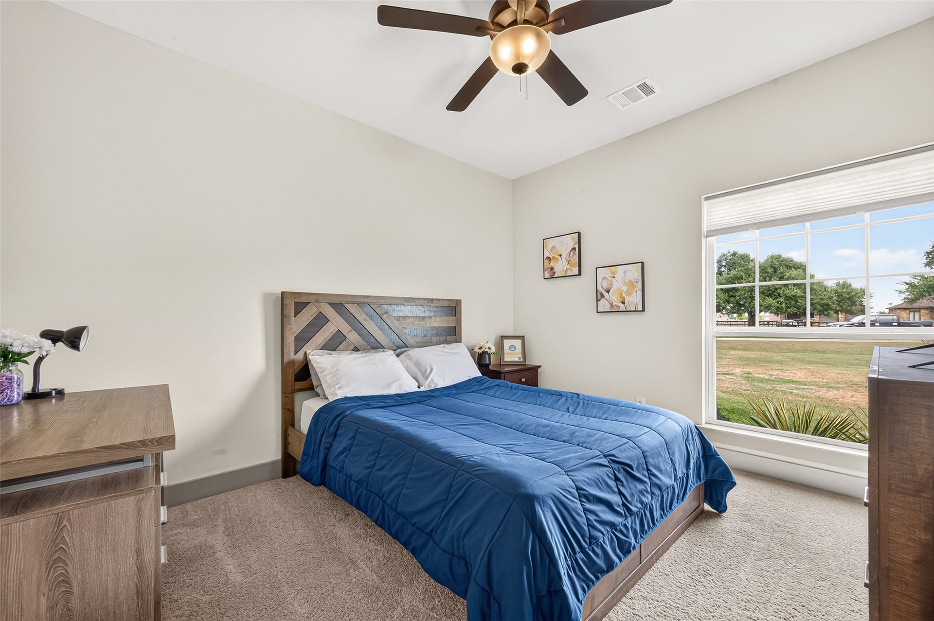 415 China Grove Drive, Rosharon, TX 77583