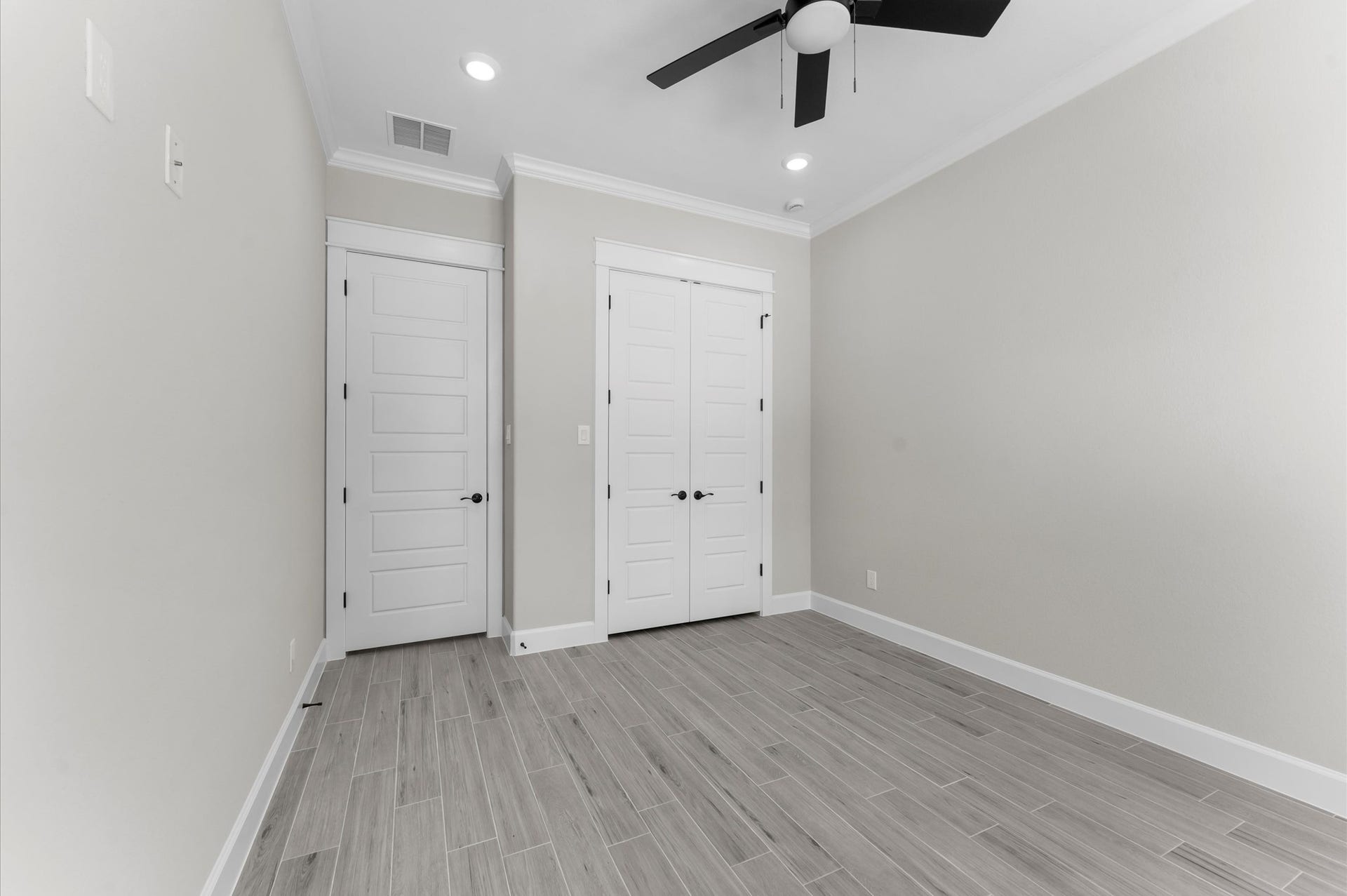 40 Stanford Court, Montgomery, TX 77356 40 Stanford Court, Montgomery, TX 77356