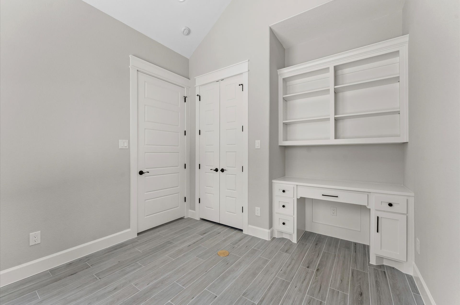 40 Stanford Court, Montgomery, TX 77356 40 Stanford Court, Montgomery, TX 77356