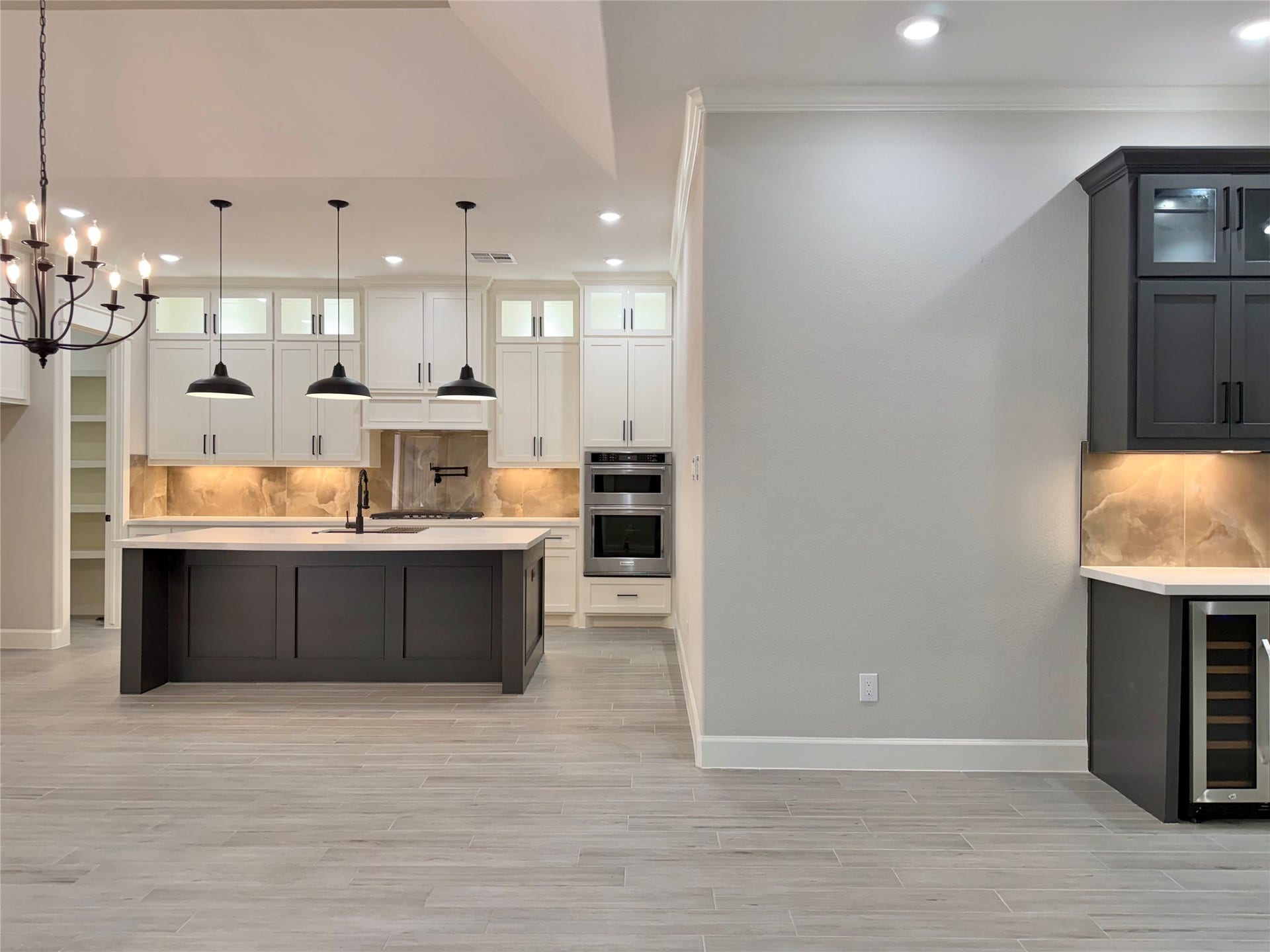 40 Stanford Court, Montgomery, TX 77356 40 Stanford Court, Montgomery, TX 77356