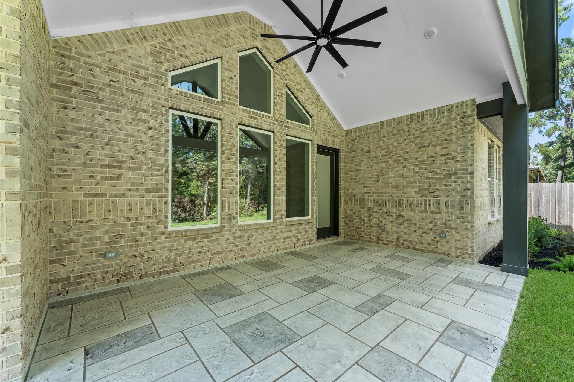 40 Stanford Court, Montgomery, TX 77356 40 Stanford Court, Montgomery, TX 77356