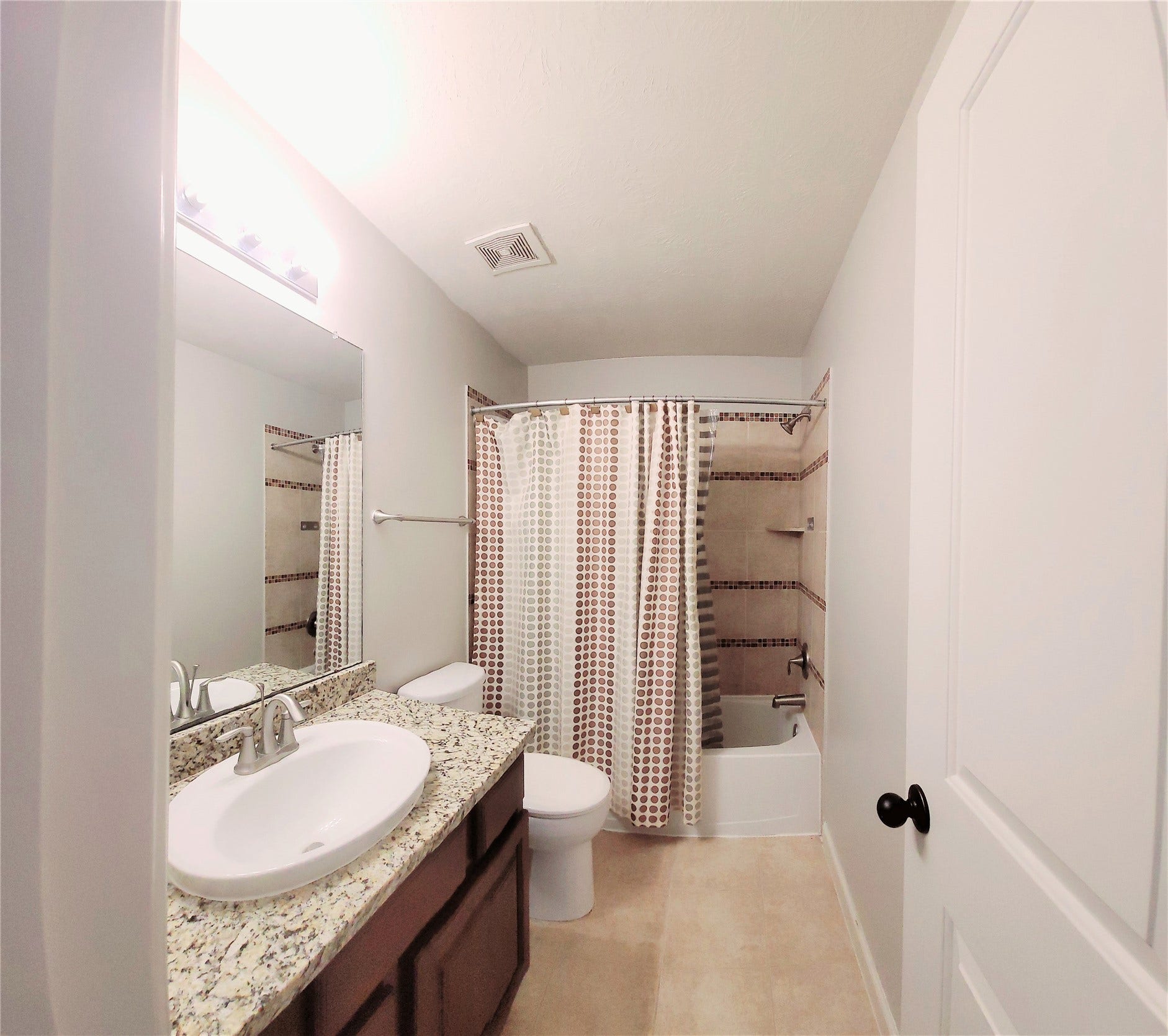 12638 Ember Village Lane, Tomball, TX 77377 2nd bathroom