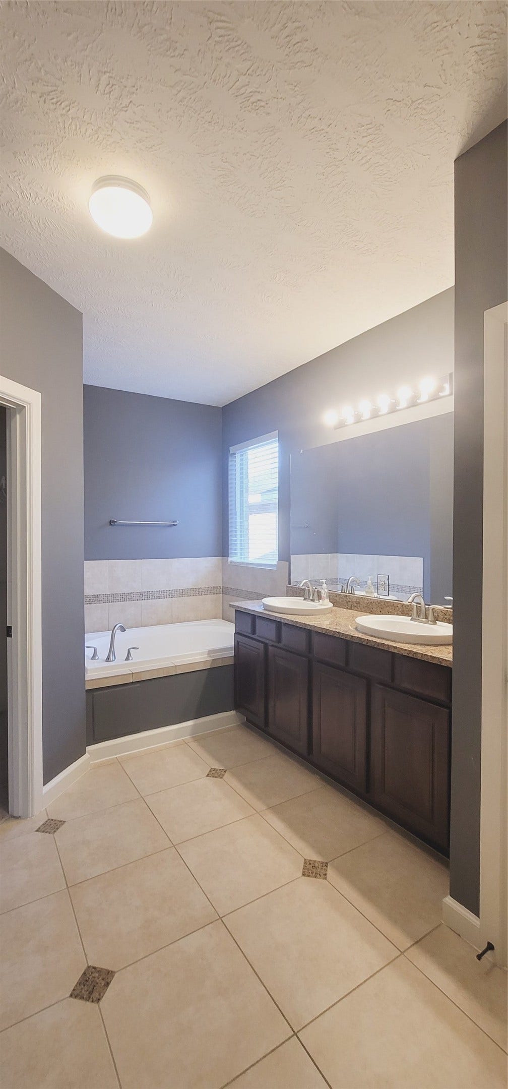 12638 Ember Village Lane, Tomball, TX 77377 Primary bathroom