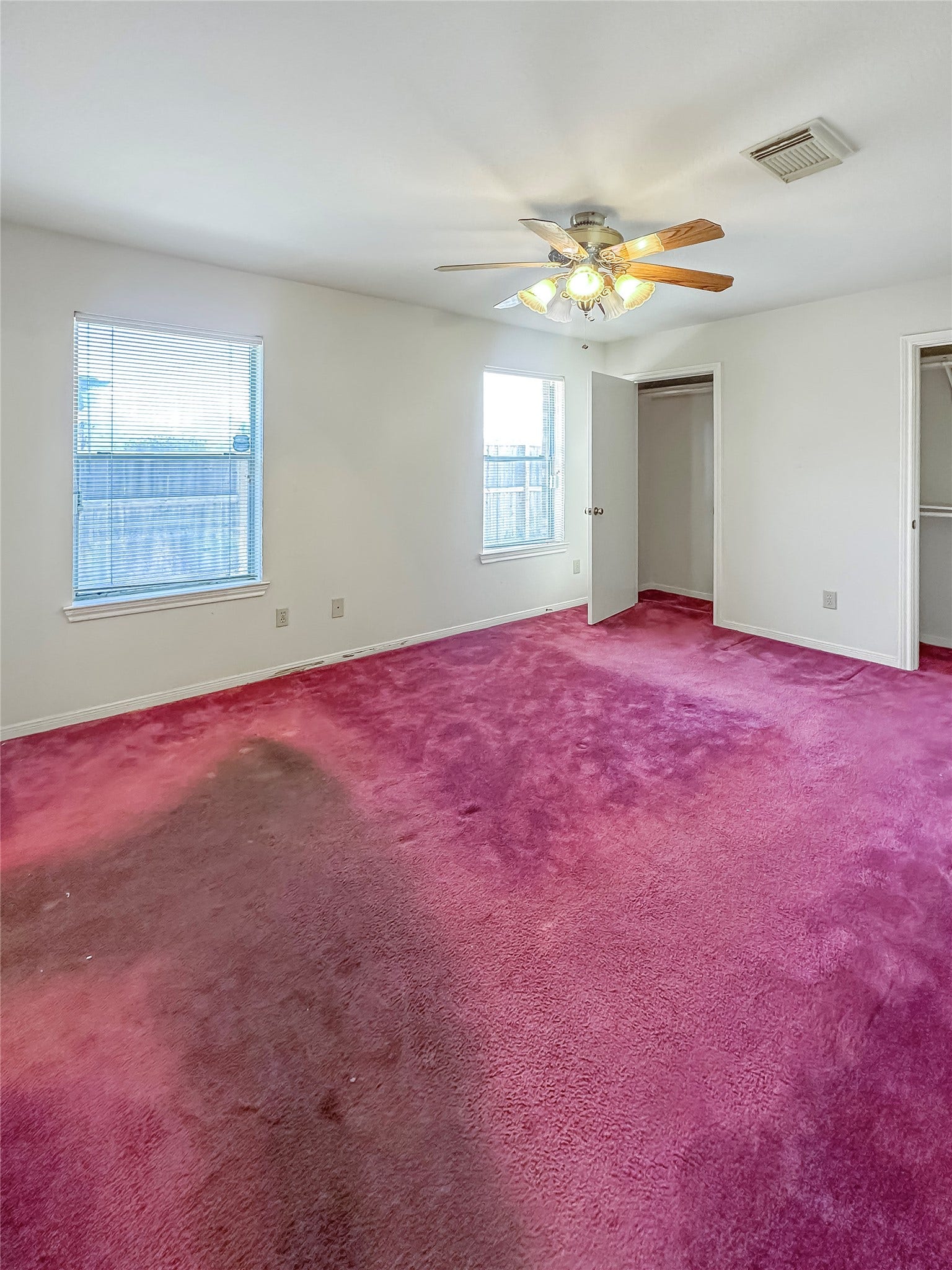 2908 Ashley Street, La Marque, TX 77568 Primary bedroom