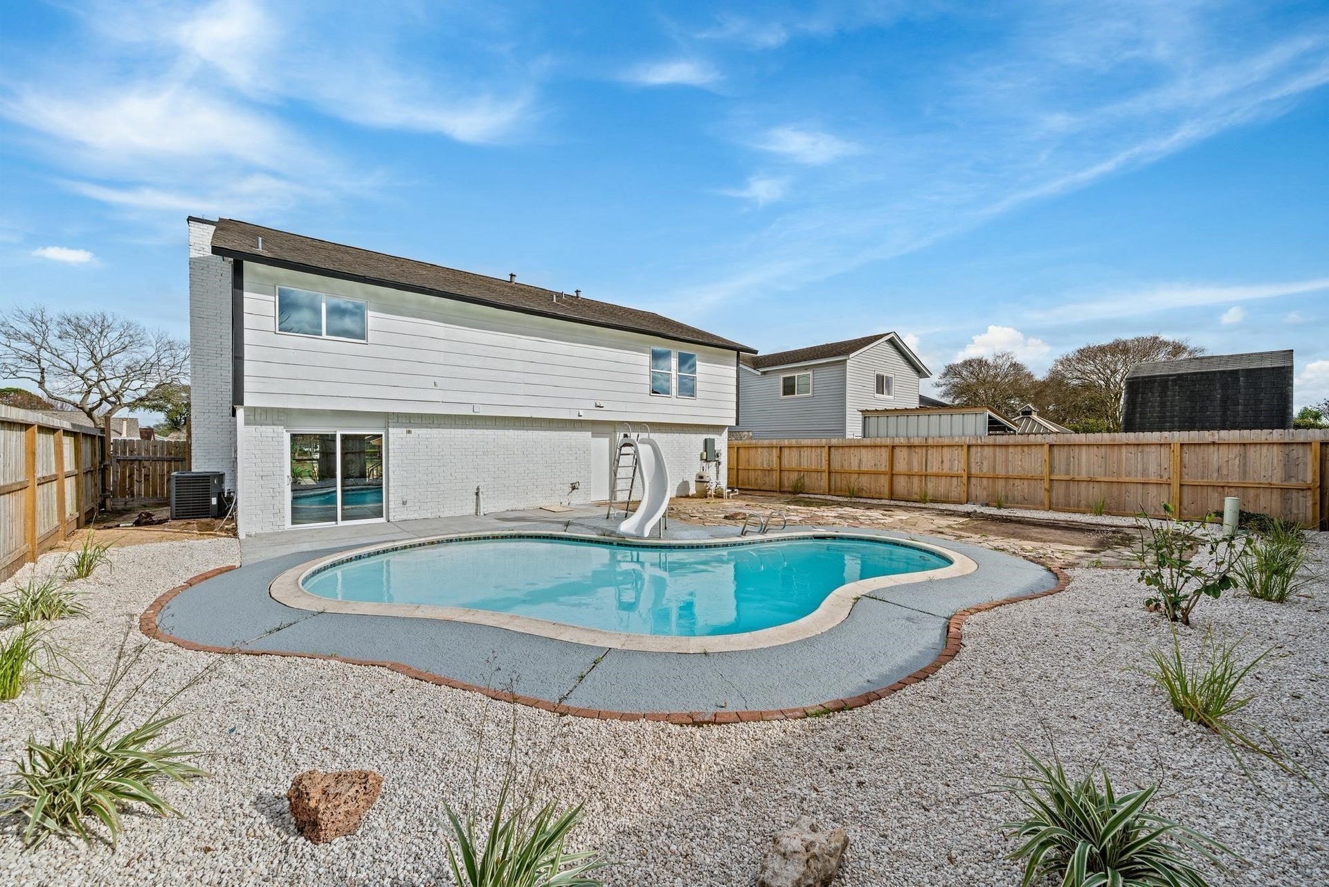 713 Sugar Hill Drive, La Porte, TX 77571 713 Sugar Hill Drive, La Porte, TX 77571