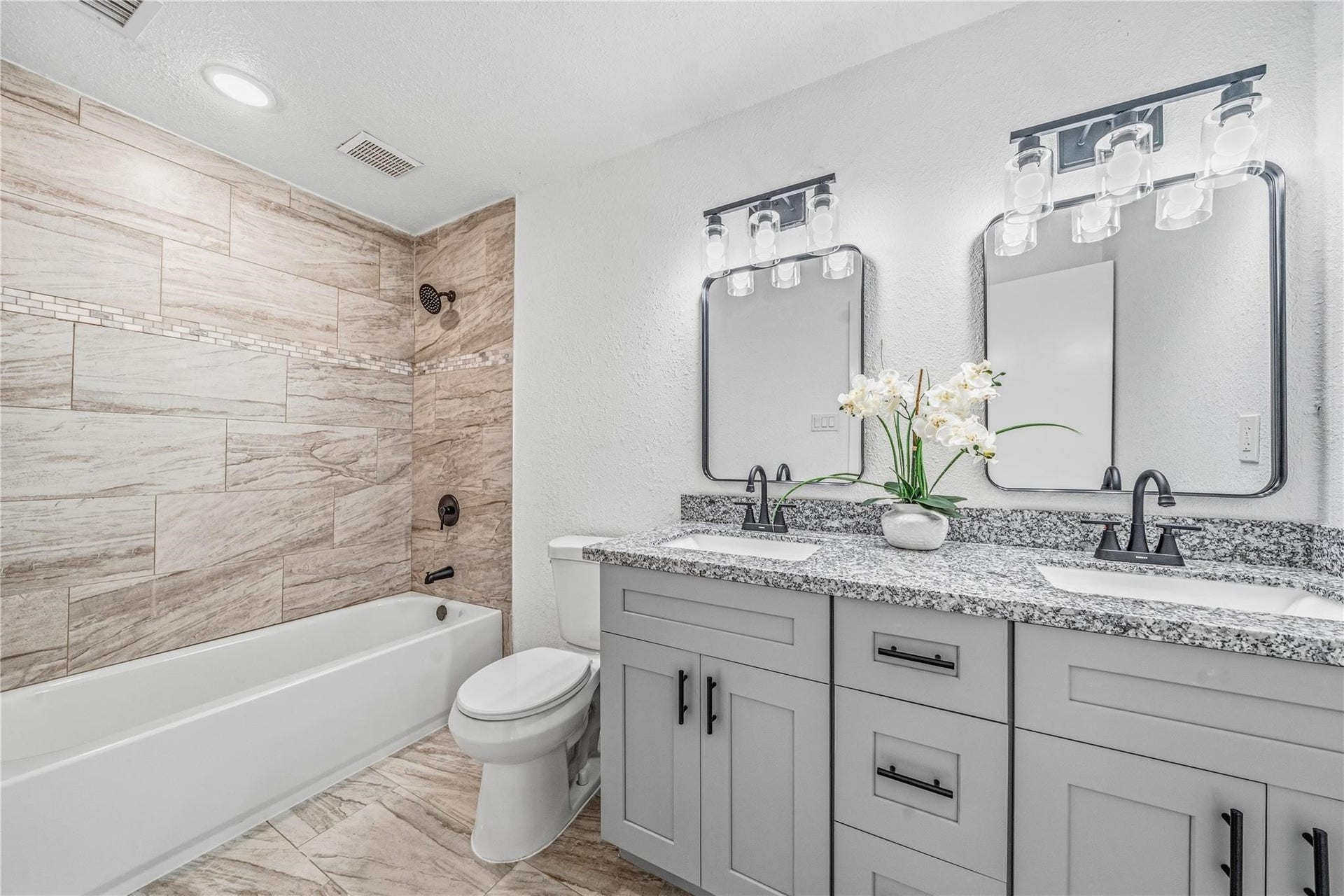 713 Sugar Hill Drive, La Porte, TX 77571 713 Sugar Hill Drive, La Porte, TX 77571