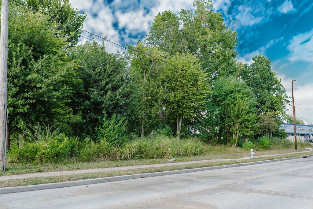 3110 Tidwell Road, Houston, TX 77093 3110 Tidwell Road, Houston, TX 77093