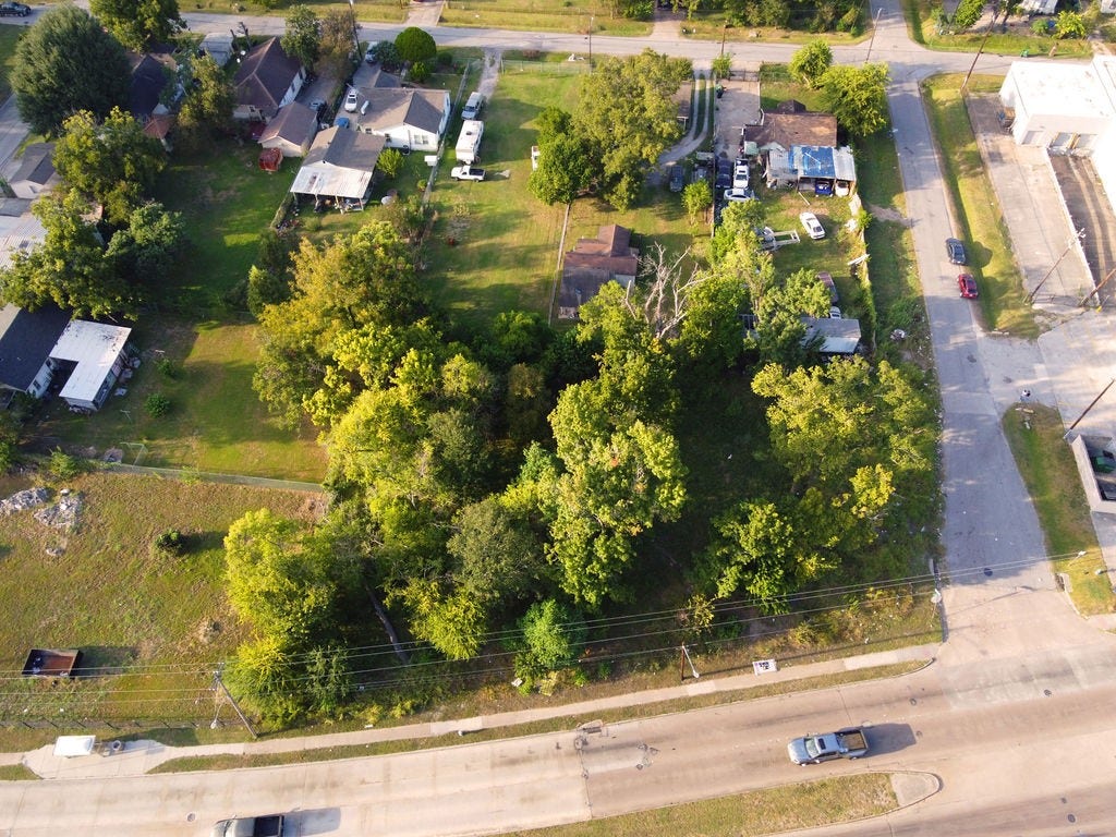 3110 Tidwell Road, Houston, TX 77093 3110 Tidwell Road, Houston, TX 77093