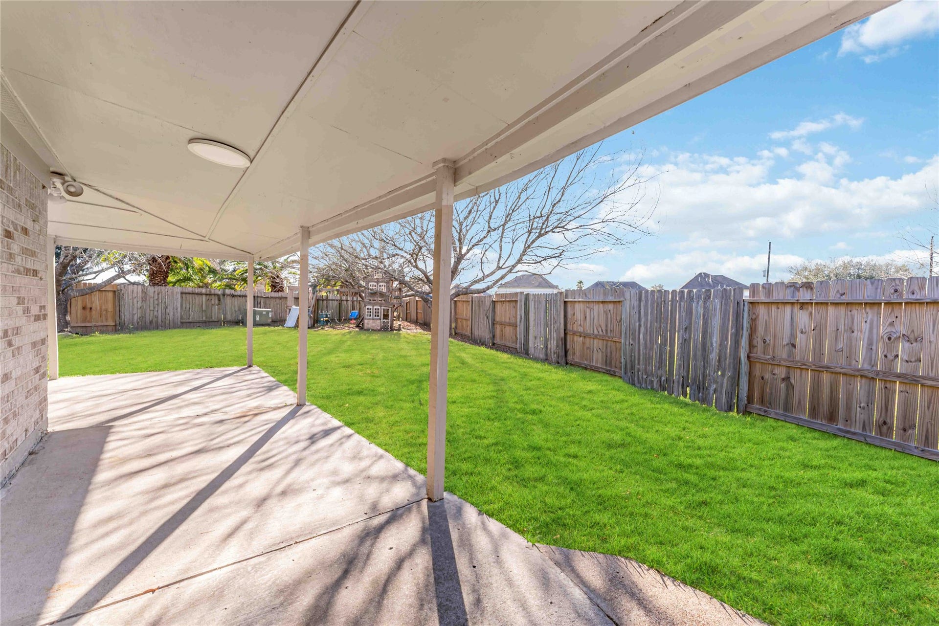 12106 Landsdown Ridge Way, Humble, TX 77346
