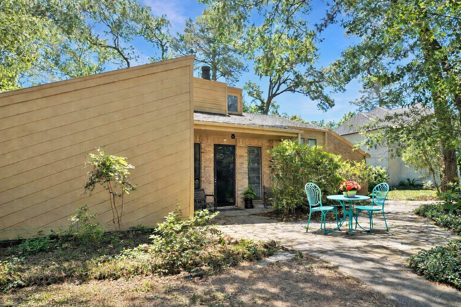 Property photo for 6203 Fairway Oaks Court, Spring, TX