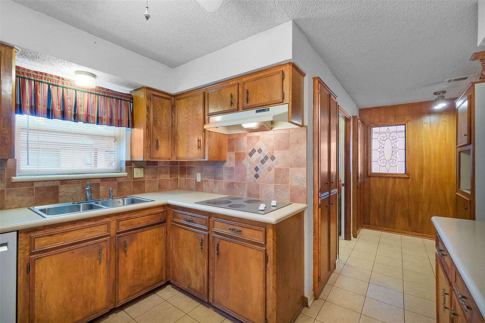 2015 Tanglelane Street, Richmond, TX 77469-512 2015 Tanglelane Street, Richmond, TX 77469-512