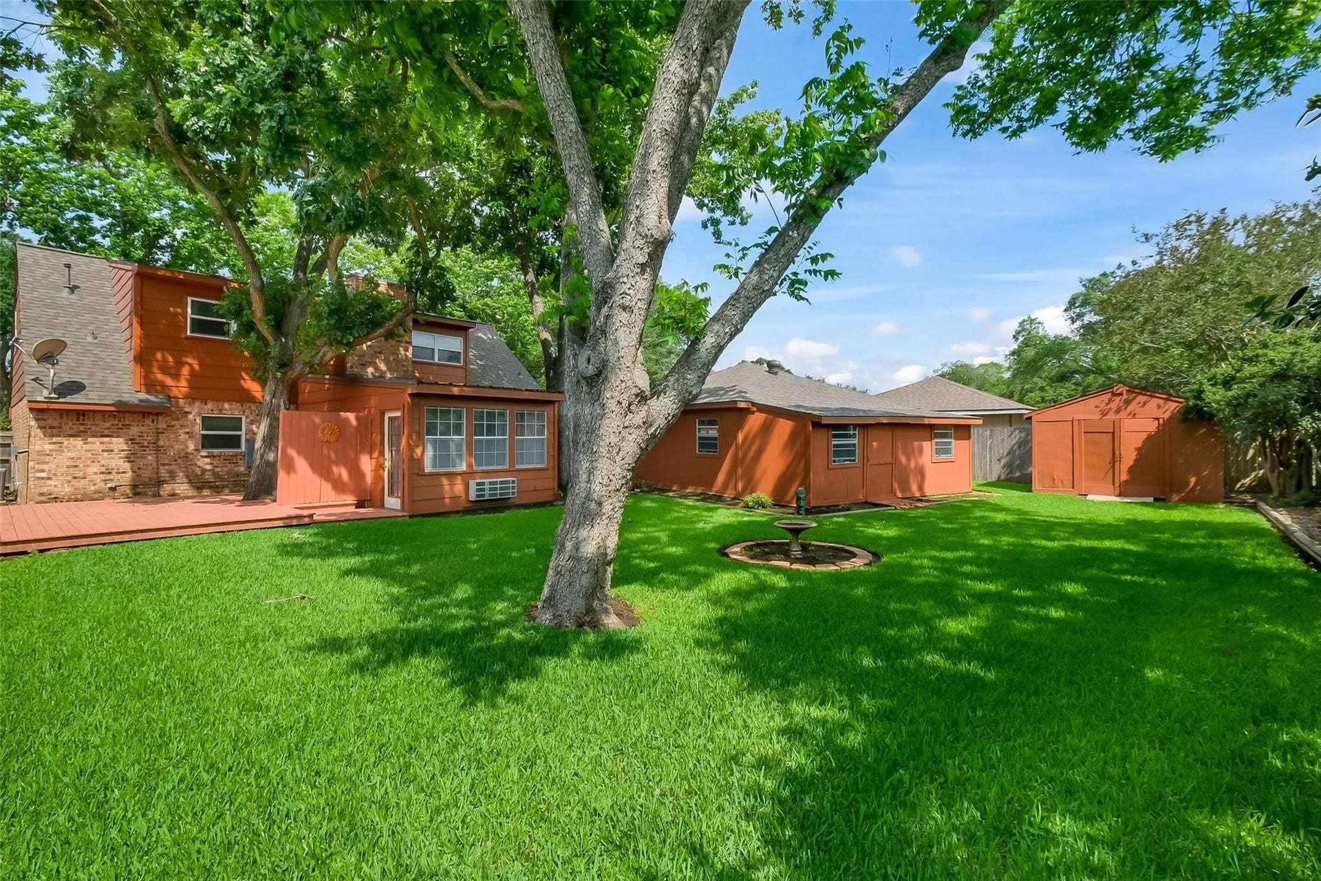 2015 Tanglelane Street, Richmond, TX 77469-512 2015 Tanglelane Street, Richmond, TX 77469-512
