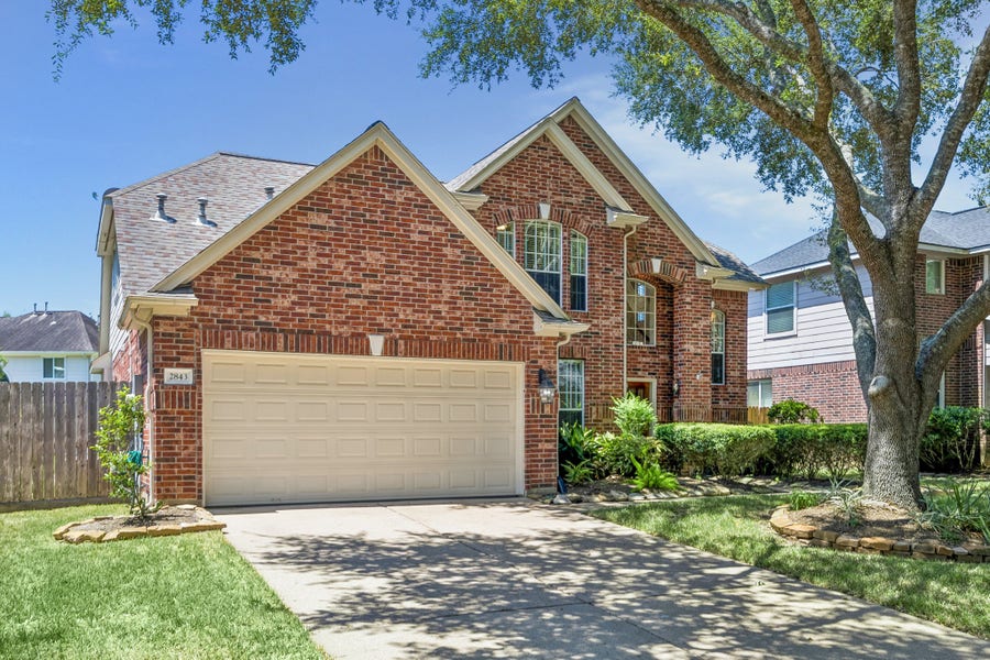 Property photo for 2843 Five Oaks Drive, Missouri City, TX