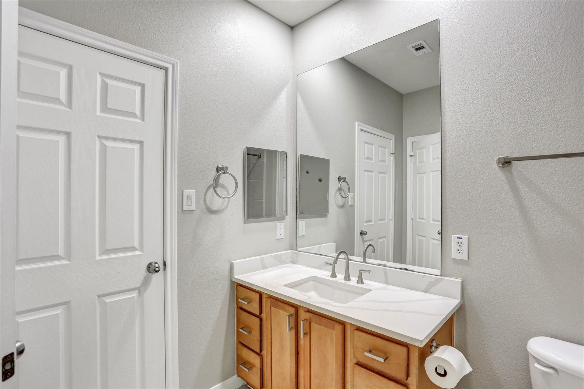 3001 Murworth Drive, #404, Houston, TX 77025 3001 Murworth Drive, #404, Houston, TX 77025