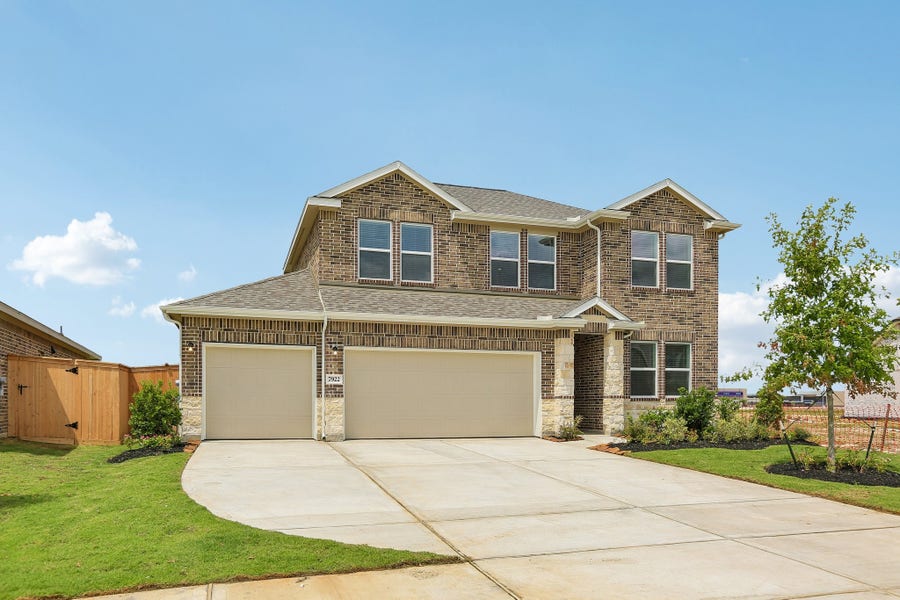 Property photo for 7922 Jade Crest Drive, Angleton, TX