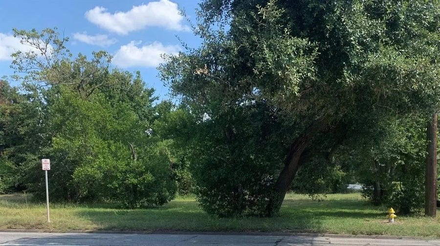 Property photo for 615 Austin Street, Richmond, TX
