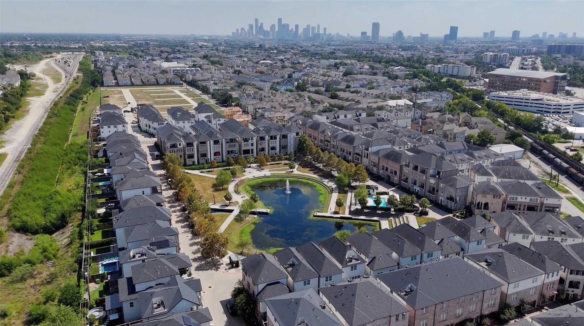 6068 Kansas Street, Houston, TX 77007