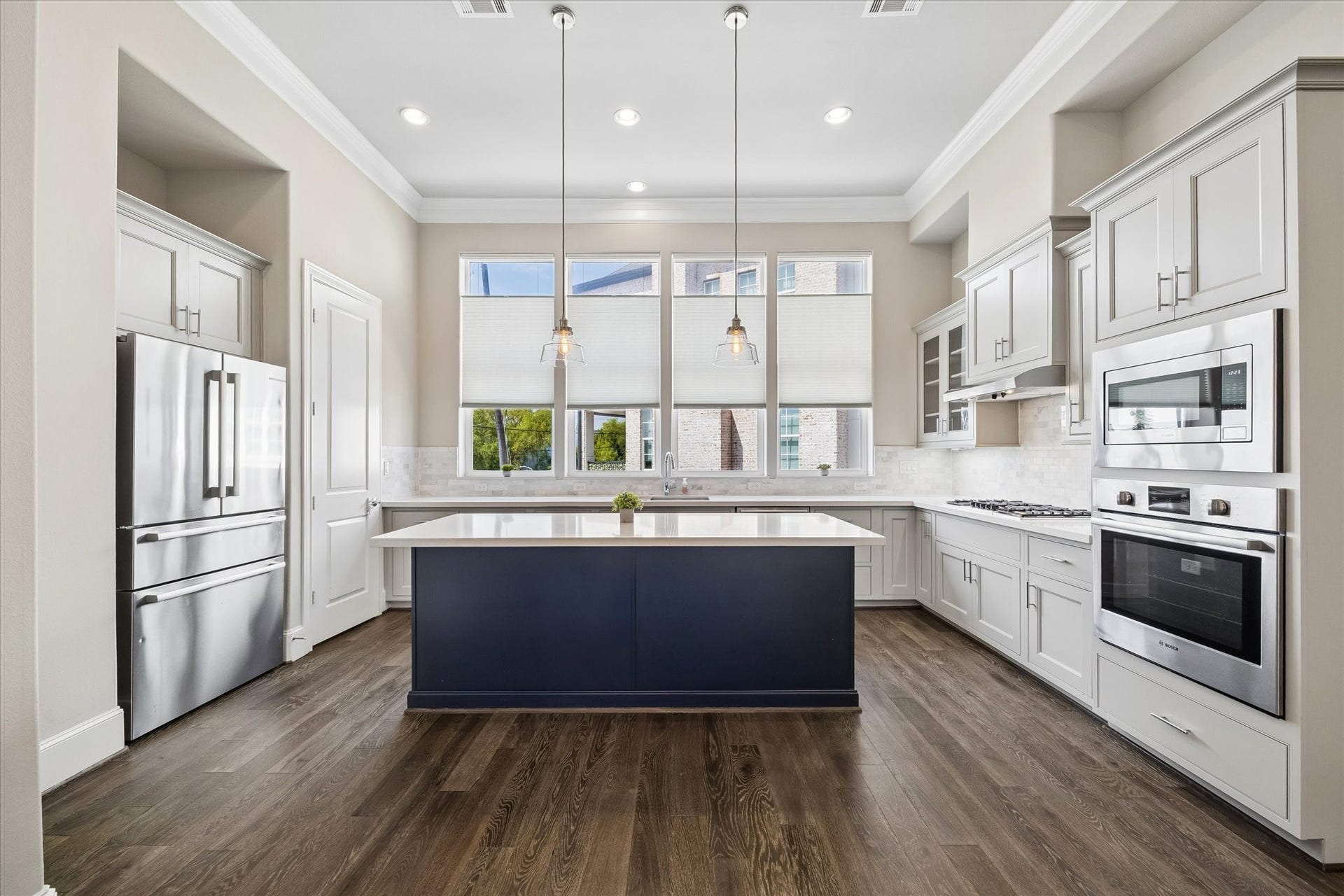 6068 Kansas Street, Houston, TX 77007