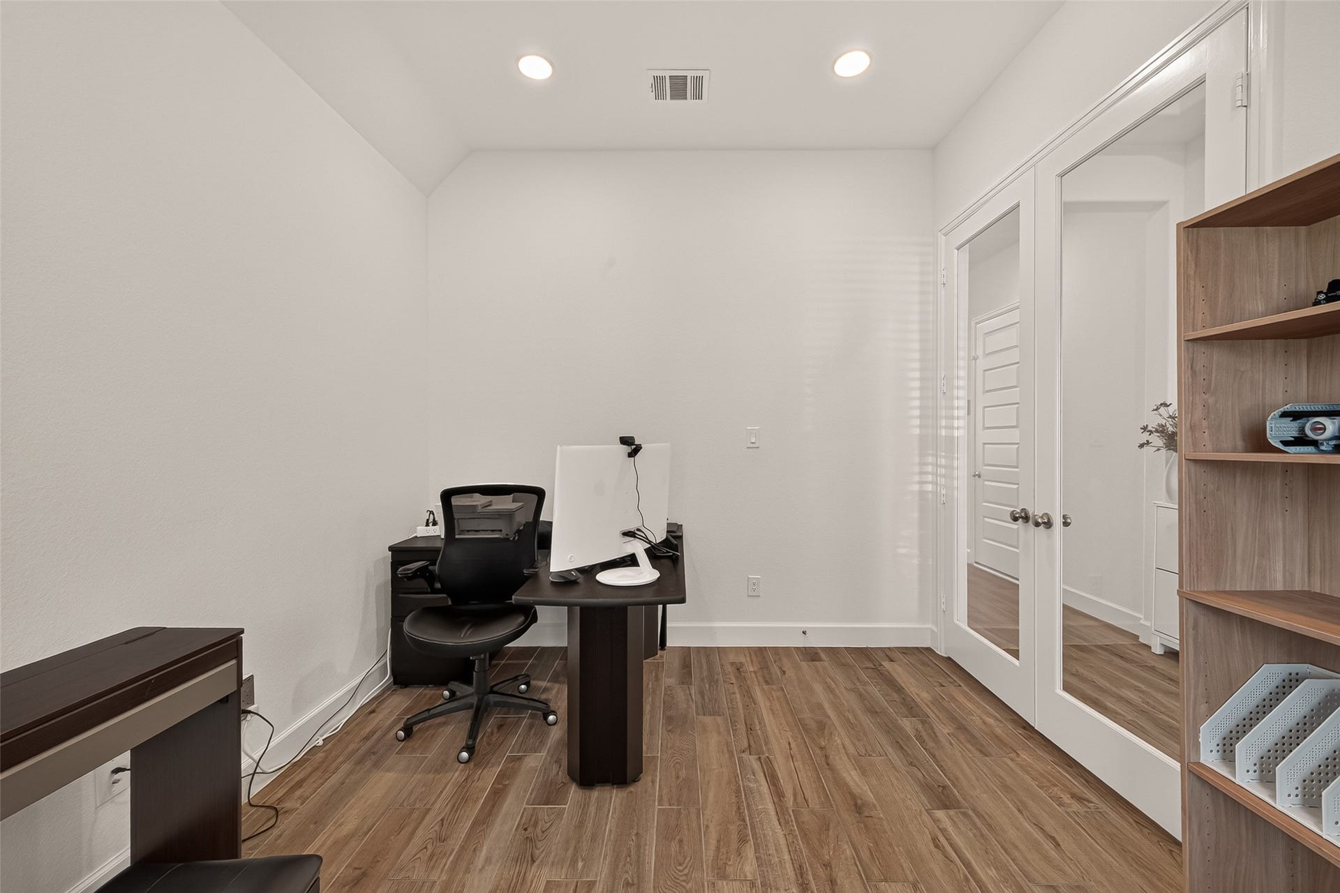 24111 Avocet Creek Road, Katy, TX 77493 You can see that this is the perfect space for enjoying your productive time.