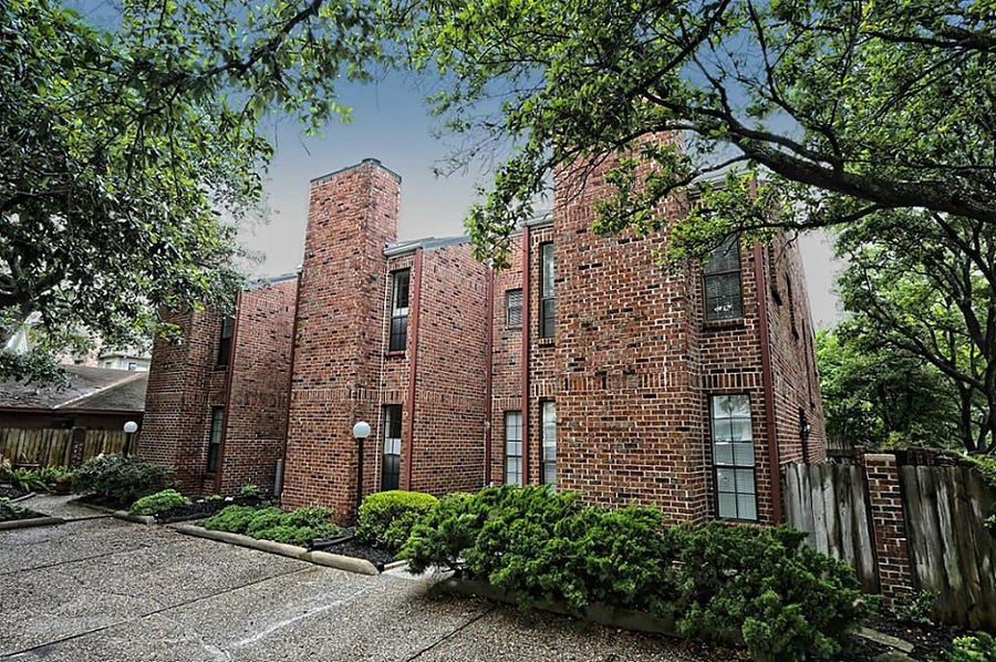 Property photo for 2602 W Holcombe Boulevard, Houston, TX
