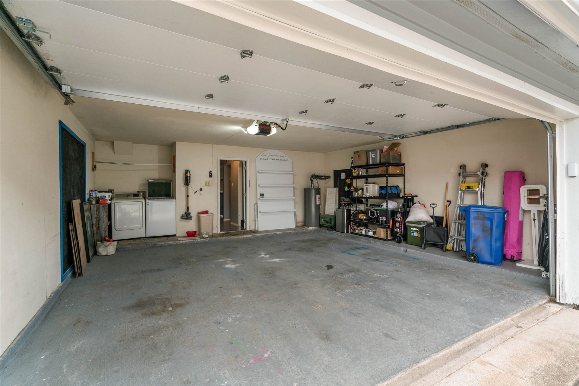 3200 S Gessner Road, #336, Houston, TX 77063 Spacious 2 car garage with laundry.