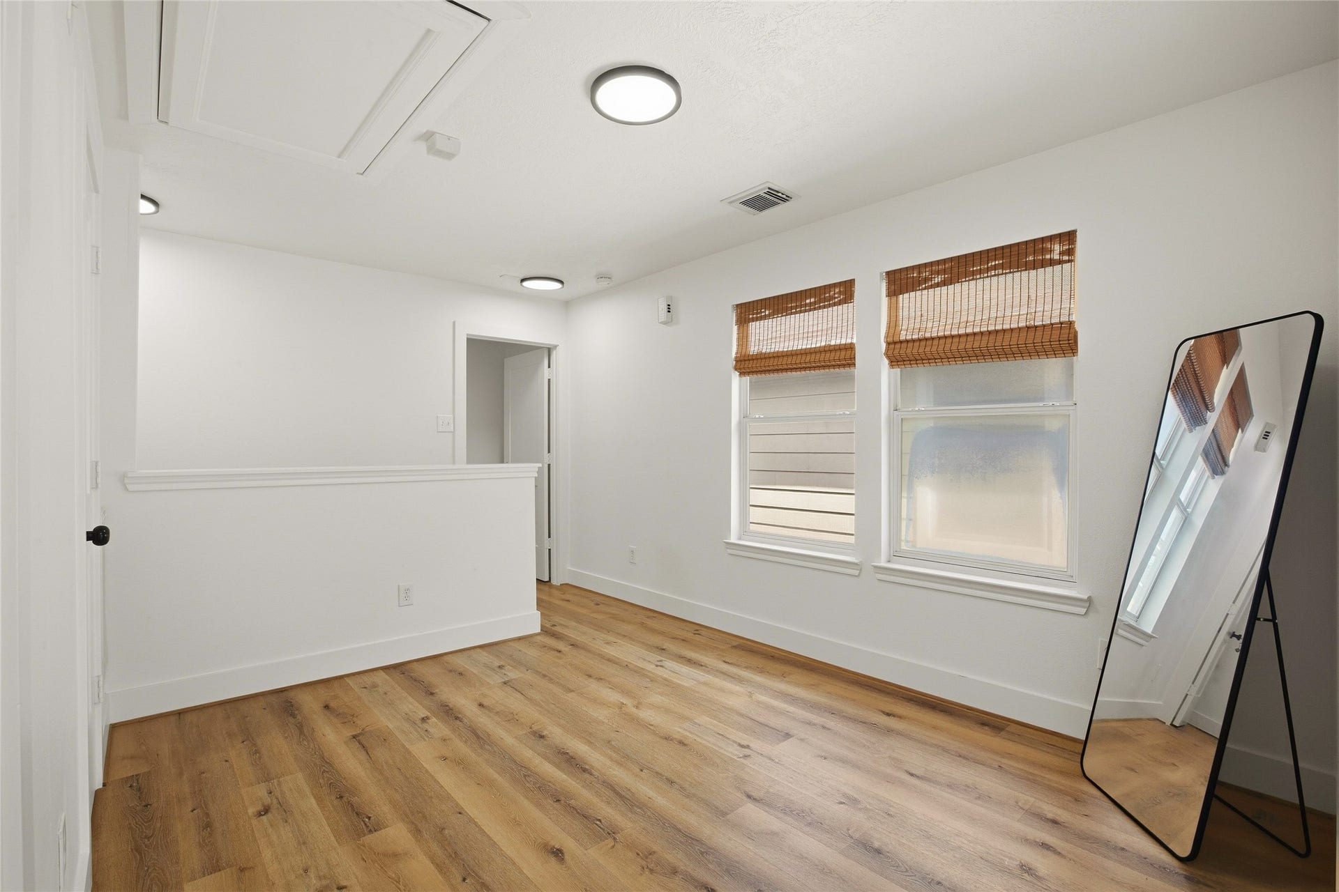 1206 Cleveland Street, Houston, TX 77019 1206 Cleveland Street, Houston, TX 77019