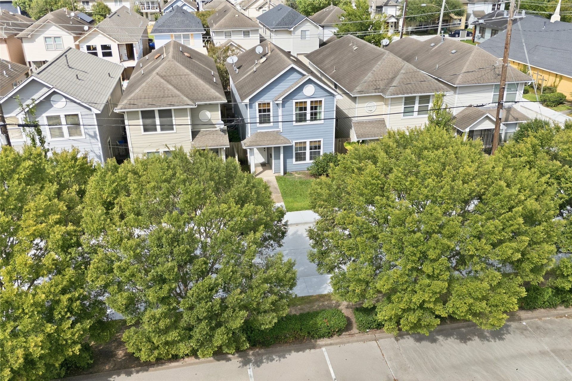1206 Cleveland Street, Houston, TX 77019 1206 Cleveland Street, Houston, TX 77019