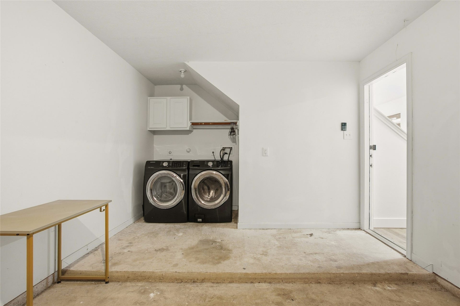1206 Cleveland Street, Houston, TX 77019 1206 Cleveland Street, Houston, TX 77019