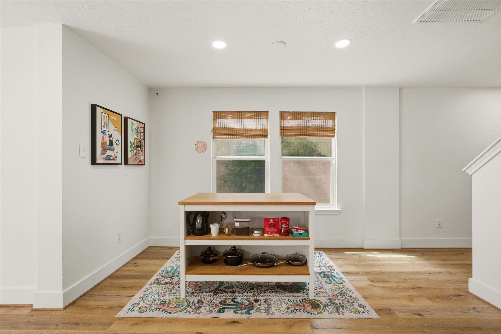 1206 Cleveland Street, Houston, TX 77019 1206 Cleveland Street, Houston, TX 77019