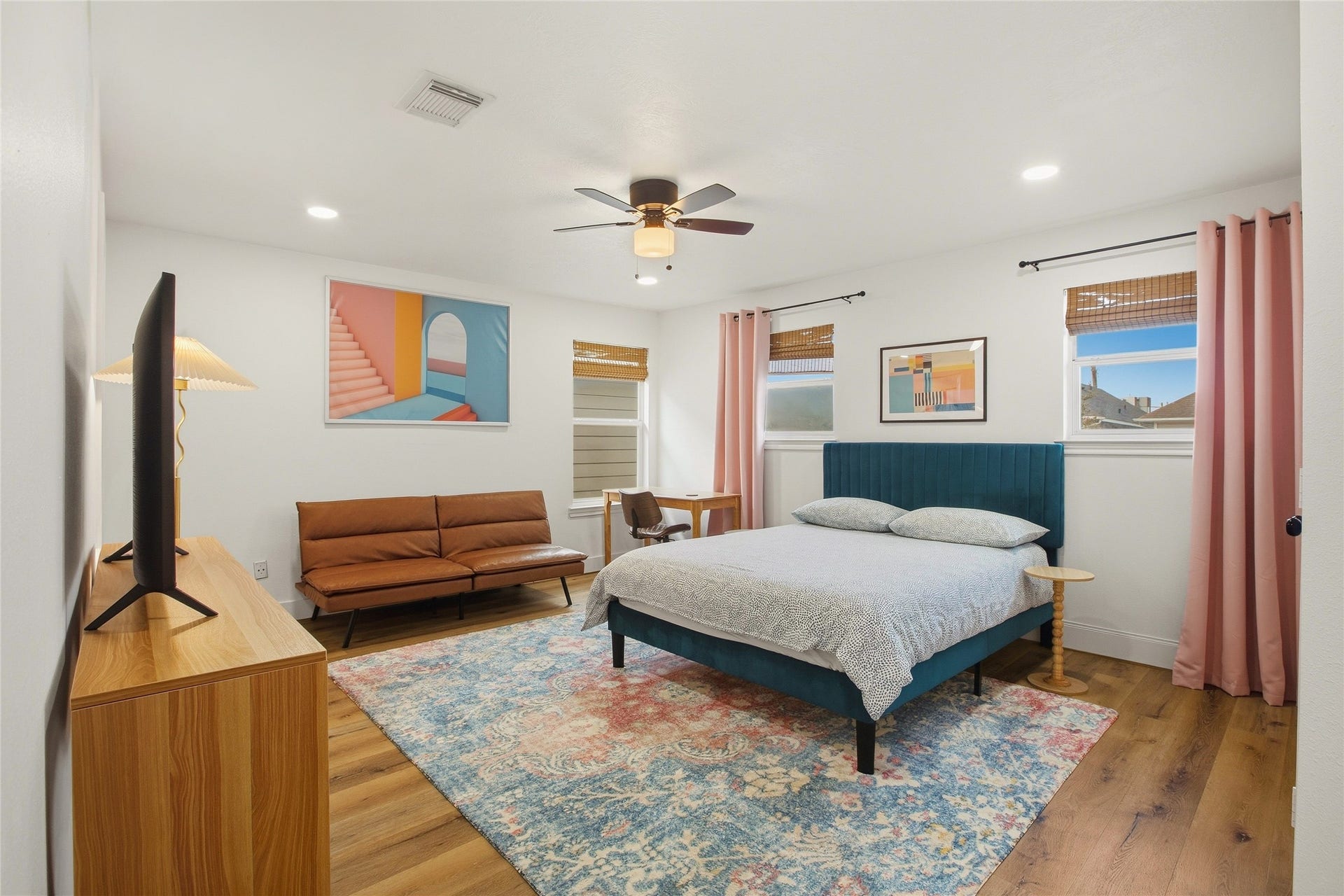 1206 Cleveland Street, Houston, TX 77019 1206 Cleveland Street, Houston, TX 77019