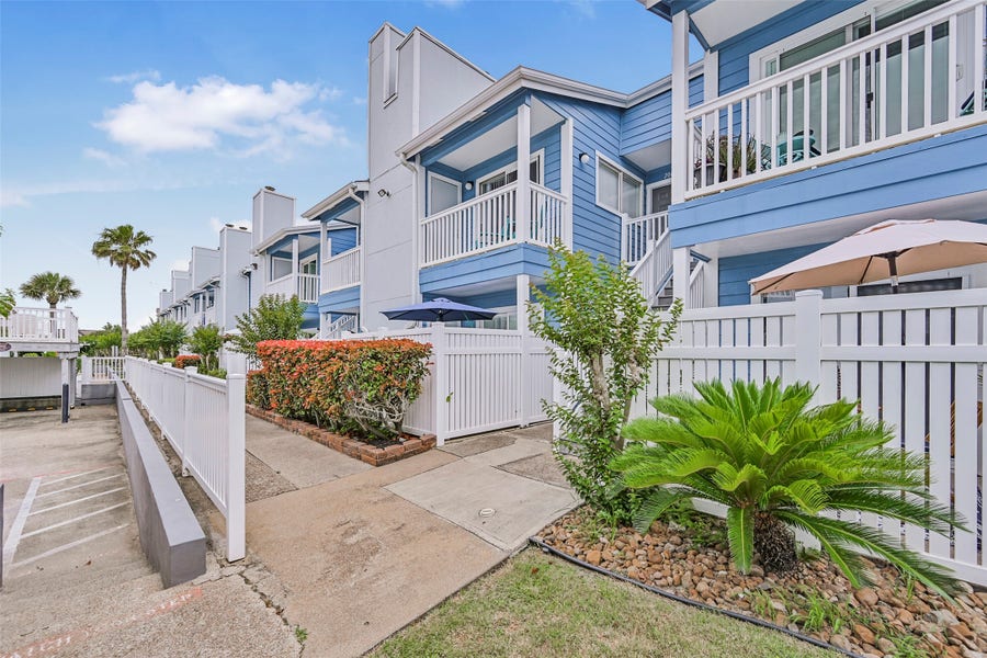 Property photo for 3506 Cove View Boulevard, #206, Galveston, TX