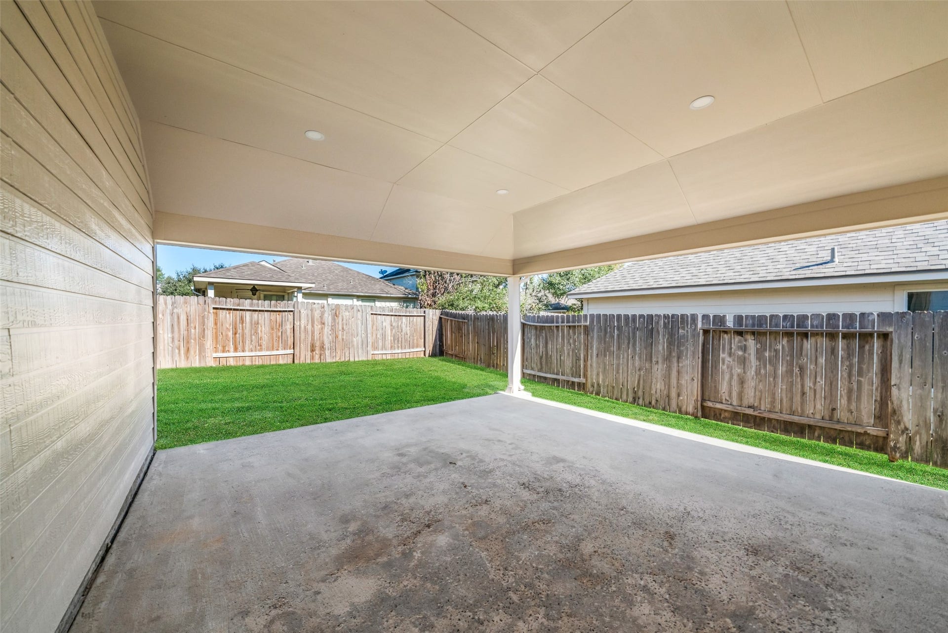 2327 Kylie Court, Spring, TX 77386 2327 Kylie Court, Spring, TX 77386