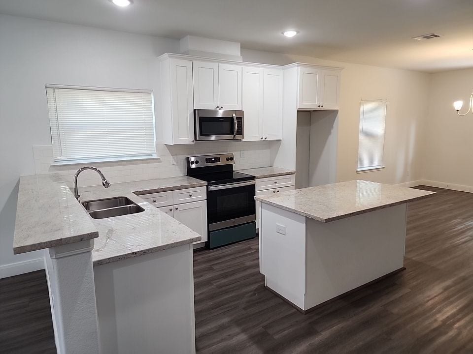 1029 Calvin Avenue, #B, Houston, TX 77088 1029 Calvin Avenue, #B, Houston, TX 77088